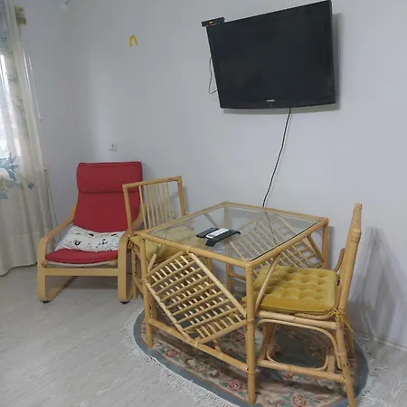 Apartment Side